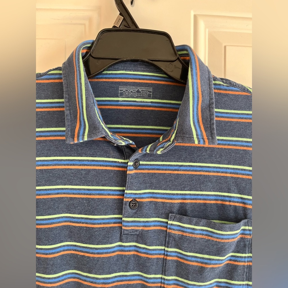 Patagonia Men's L Organic Cotton Polo Shirt Fathom Stripe‎ Lightweight Outdoor